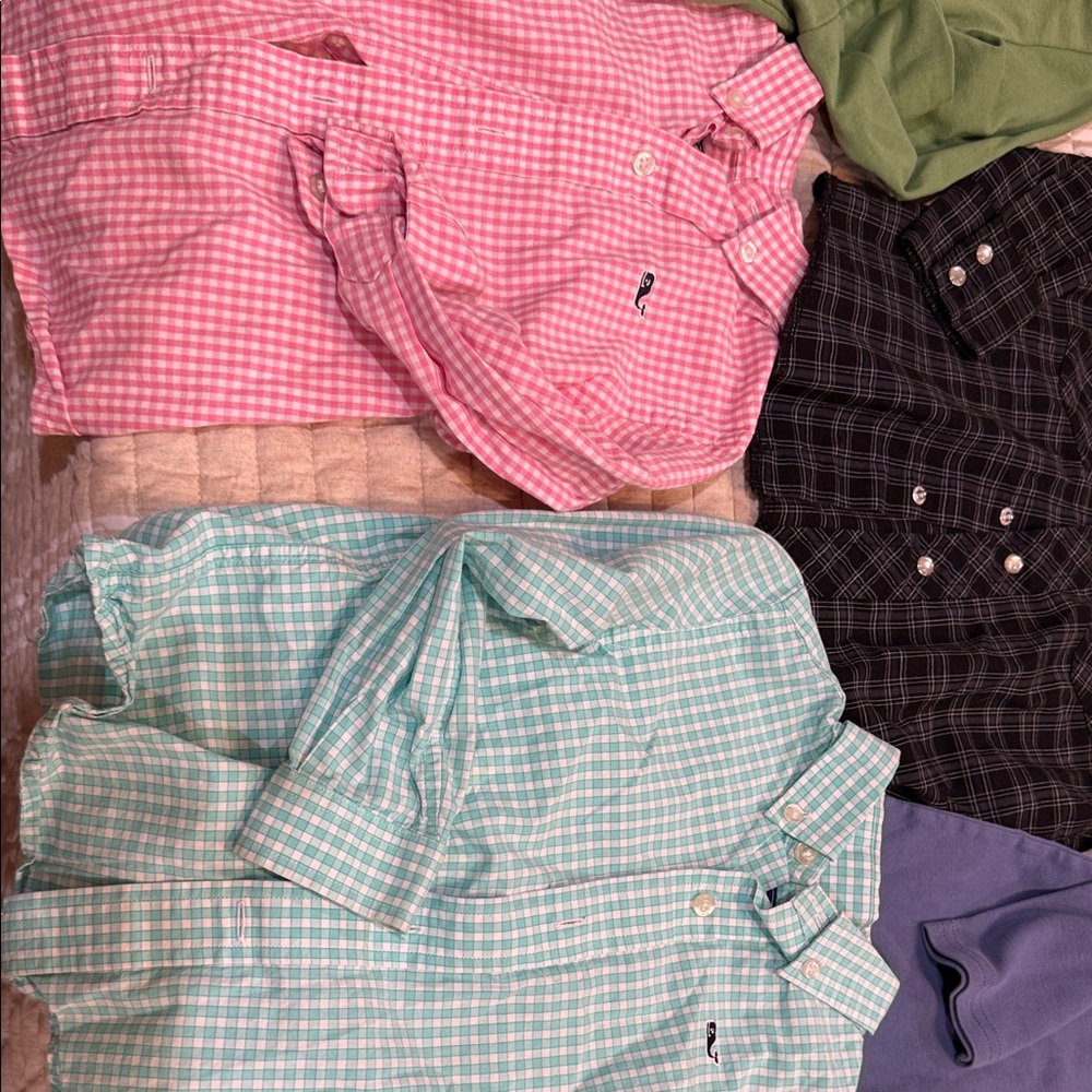 Vineyard vines bundle. - Picture 6 of 6